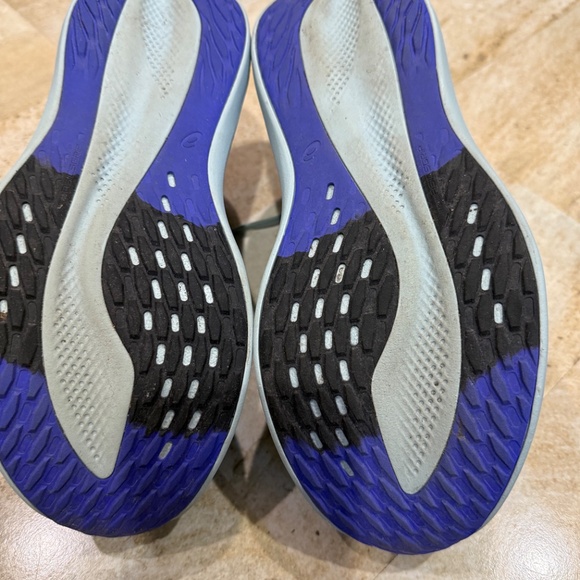 ASIC glide ride max2 main image 5